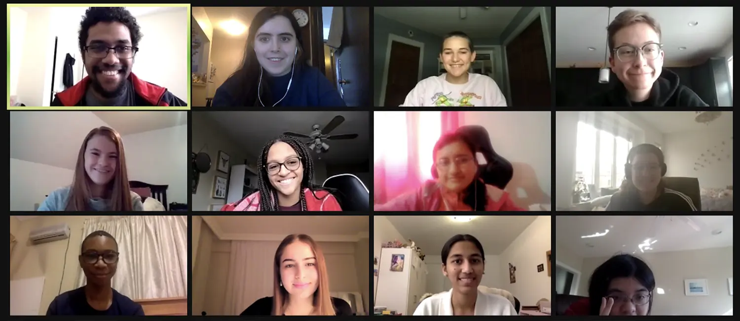 Screenshot of participating students in a virtual meeting.